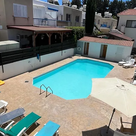 Diana Townhouse 2