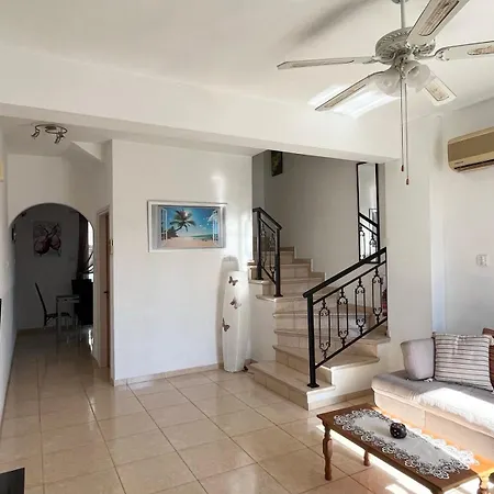 Diana Townhouse 2