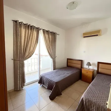 Апартаменты Diana Townhouse 2 *